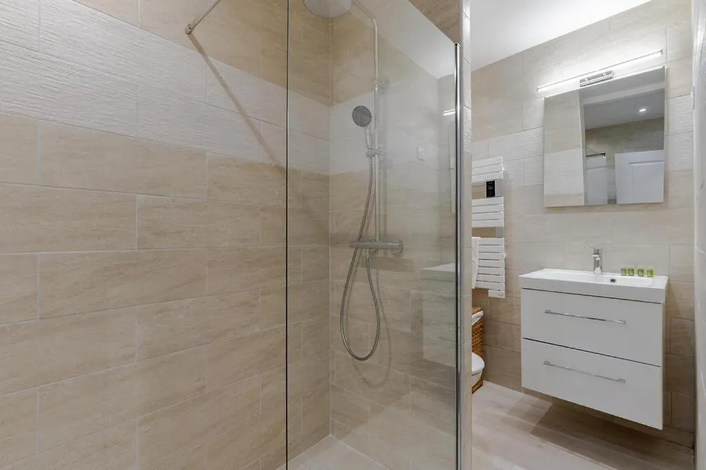 Apartment Saint Germain Notre-dame Cosy 1br-4p Paris